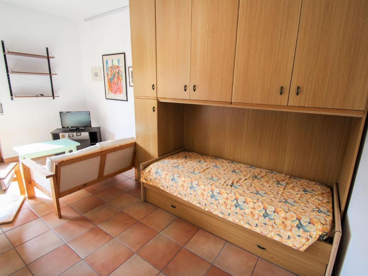 Apartment Residenza Agrifoglio-16 By Interhome Luino Extérieur photo
